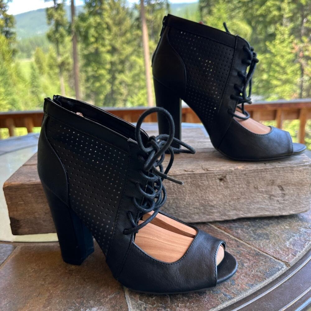 Lace Up Peep Toe Heels SZ 7 Black Chunky Booties Cutout Coquette Goth Y2K